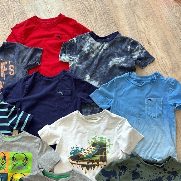 Tommy Bahama Set of 15 XS Tees - Picture 5 of 6